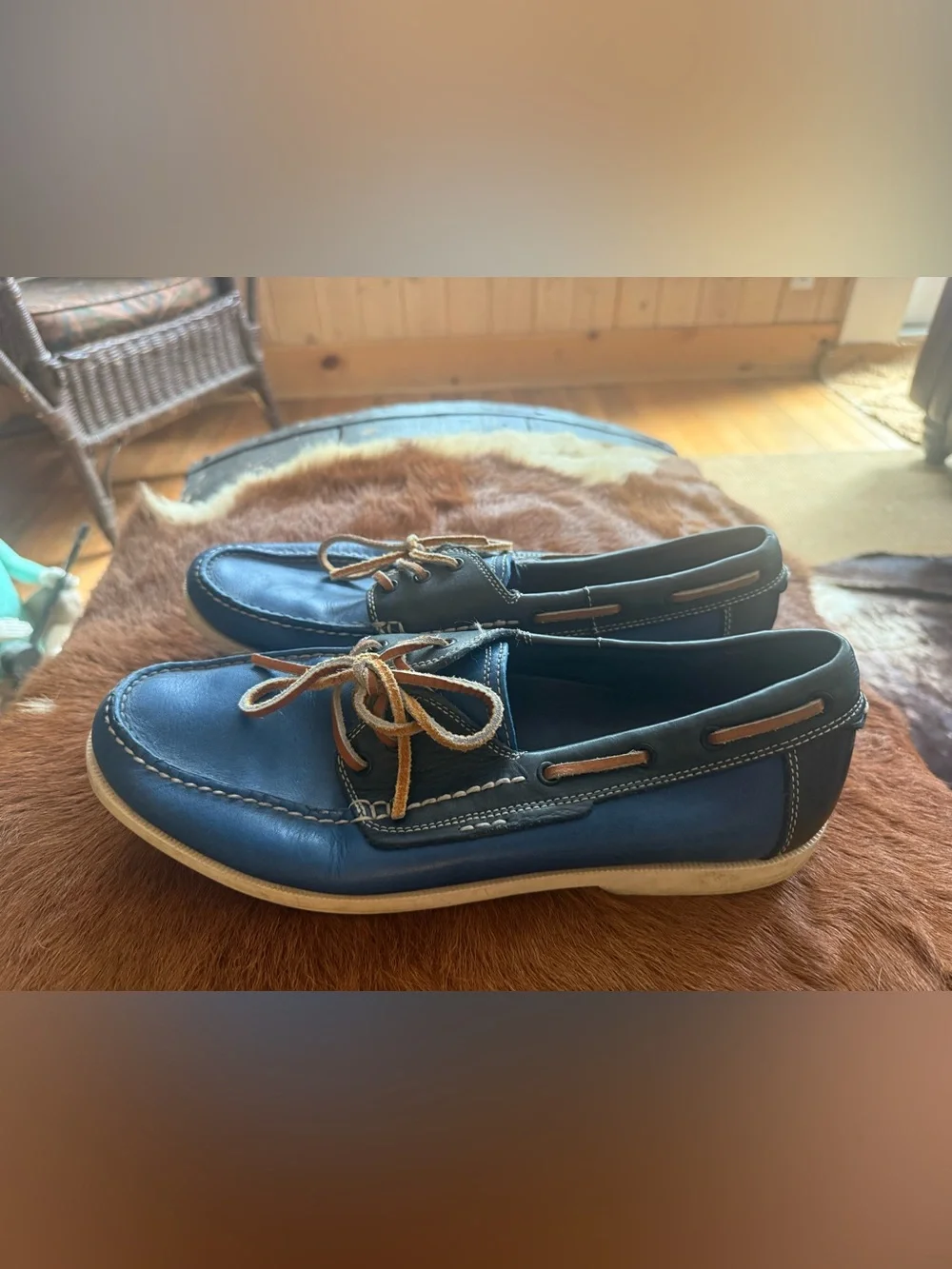 Men's Blue Leather Boat Shoes with Tan Laces cole Haan size 10